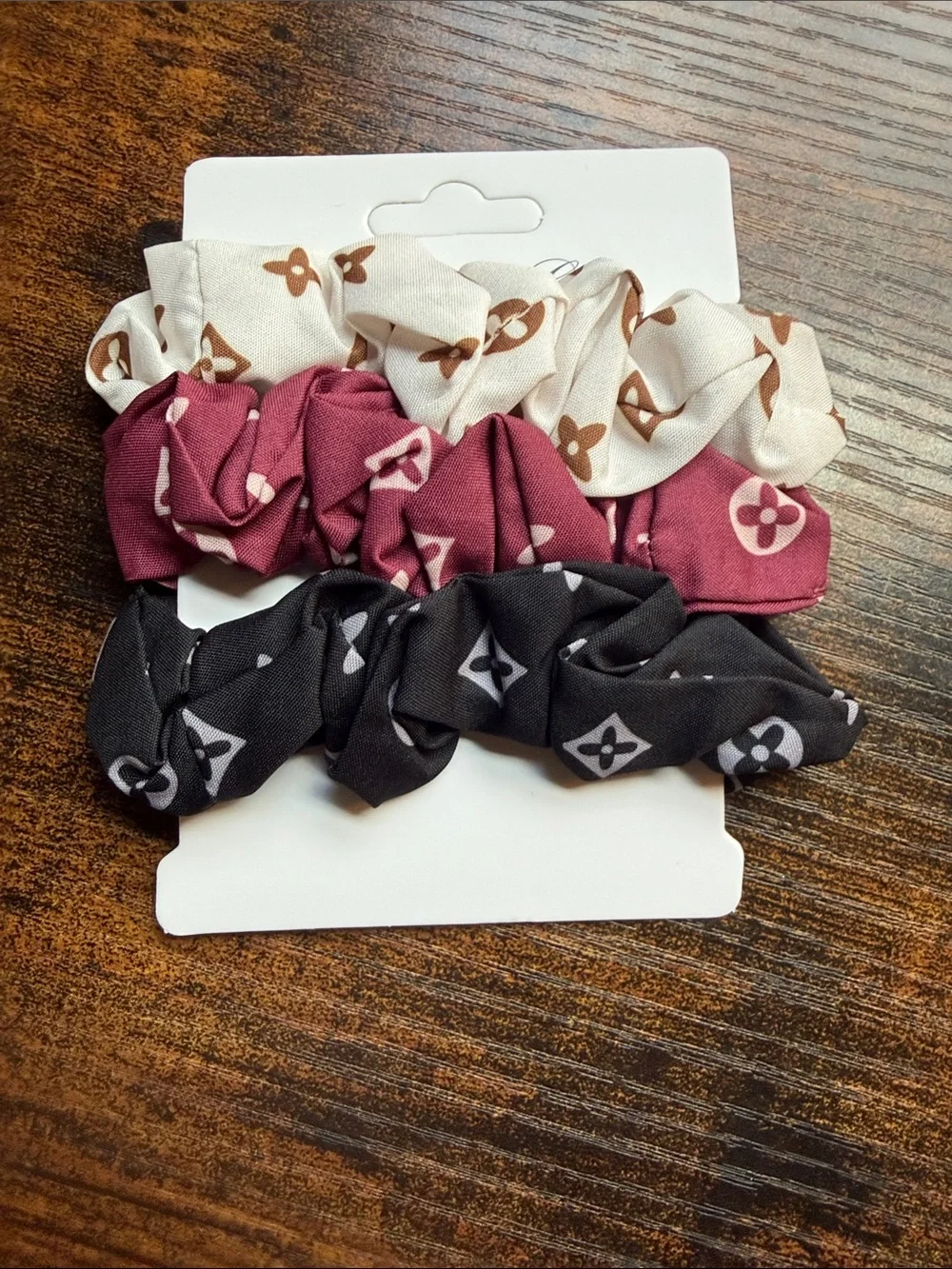 N/A scrunchie trio